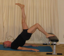 How To Do The Hamstring Bench Curls Exercise